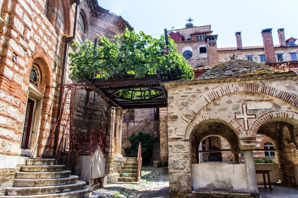 ČUDOTVORNA LOZA SA HILANDARA: Priča o čudesima Svetog Simeona