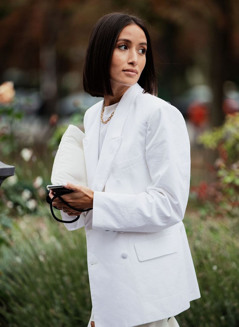 LETNJA ODEĆA ZA DAMU POSLE 50. GODINE: 15 komada garderobe koje mora imati svaka moderna žena