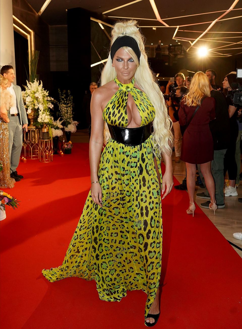 Jelena Karleuša promocija Suzane Jovanović haljina Filip Plejn